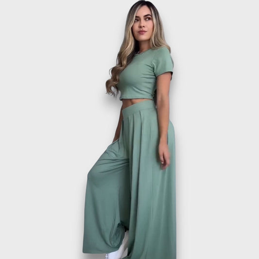 אנדראה – סט נוח עם טופ קצר
