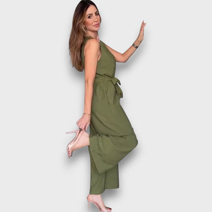 דליה – סרבל עם קשירה במותן ורגל רחבה
