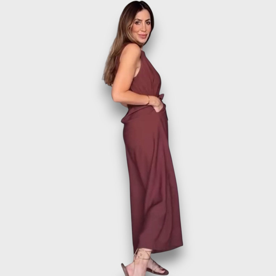 דליה – סרבל עם קשירה במותן ורגל רחבה